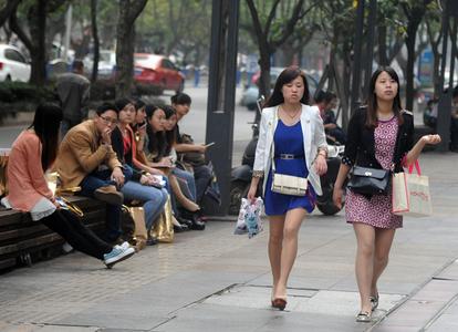 深圳一中学被指强制学生剪寸头